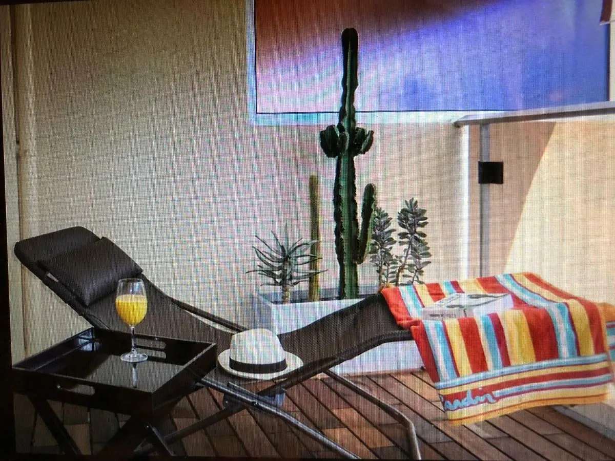 Très bel appartement vue mer à Nice